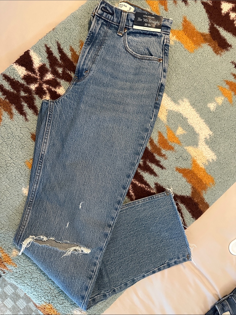 NEW Tags Abercrombie CURVE LOVE 90’s straight ultra high rise jeans size 25 0 R